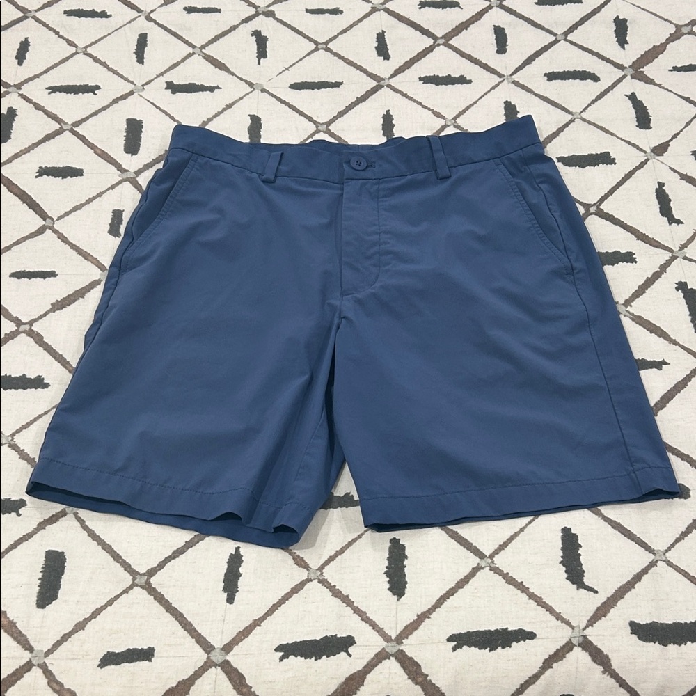 Vineyard Vines Men's Flat Front Shorts in Navy Blue